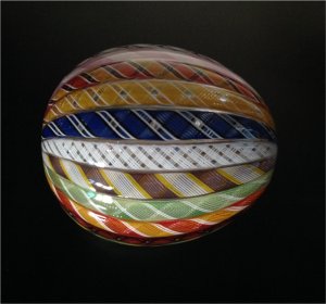 Glass egg decorative piece